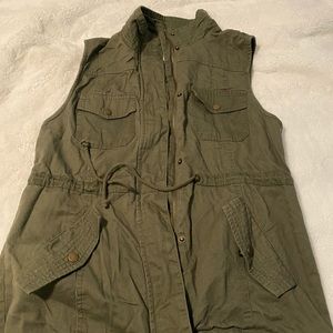 Harper by Francesca’s Large Utility Vest